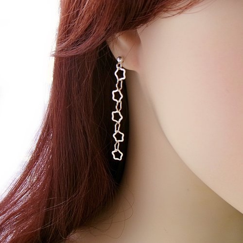 Boucles d’oreilles pendantes étoiles en argent 925 – bijou raffiné pour femme