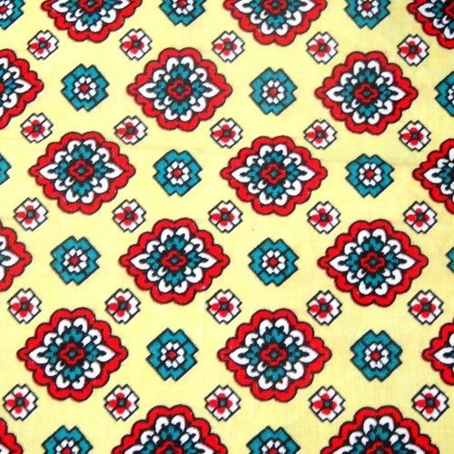 Tissu coton fleurs rouge fond jaune  80 x 60 cm