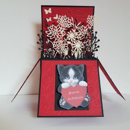 Carte pop up saint valentin