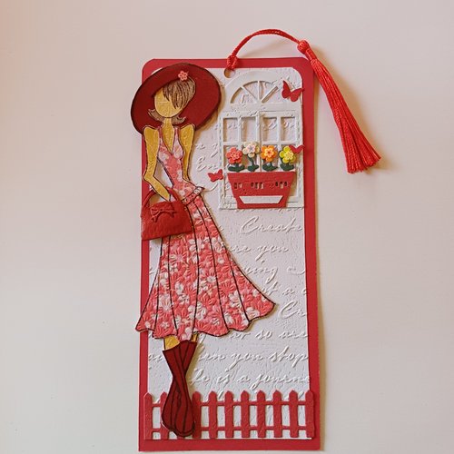 Carte ou marque page jeune fille