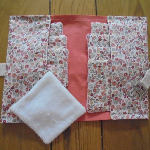 Lingette lavable et sa pochette de voyage