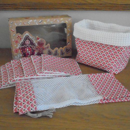 Lingettes lavables, panière et filet de lavage dans sa boîte cadeau