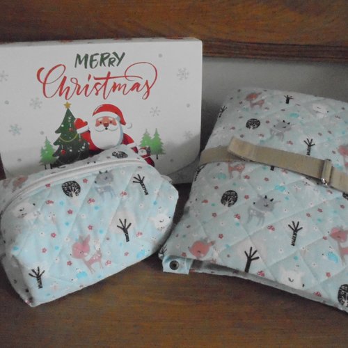 Pochette à langer et sa trousse de toilette avec sa * boîte cadeau *