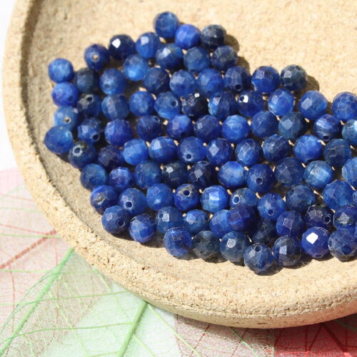 Perles disthene, facettes 4 mm