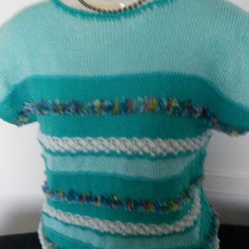 Pull de luxe  femme style " anny blat " vert pâle manches courtes