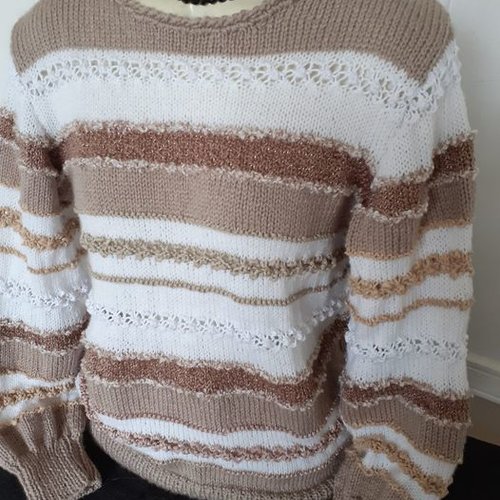 Pull manches longues beige/blanc