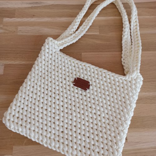 Sac beige fait main au crochet
