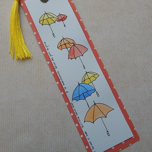 Marque pages aquarelle parapluies colorés.