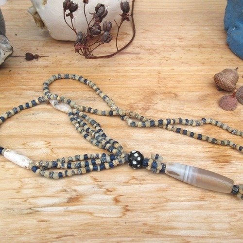 Vendu -  ---des formes essentielles : un collier tribal de toute beauté en perles "djenné"