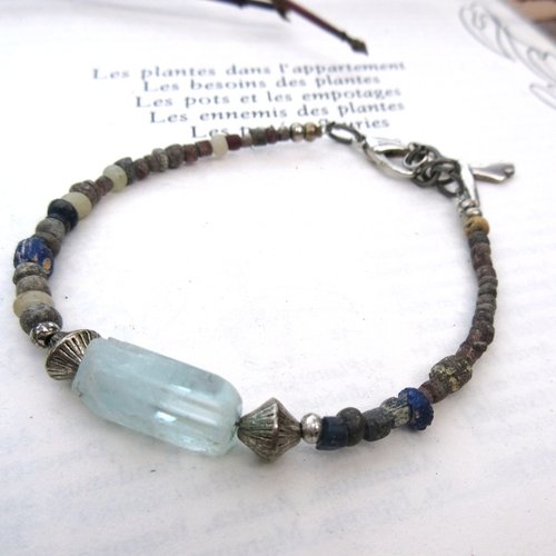 Vendu- eclats d'aurore : merveilleuses perles en verre nila pour ce bracelet chic, tribal et gypsy