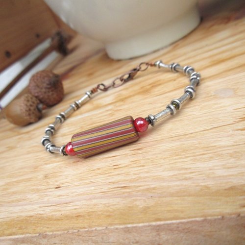 Textures de la vie : un bracelet tribal ethnique unisexe unisexe avec perle en verre ancienne african trade bead