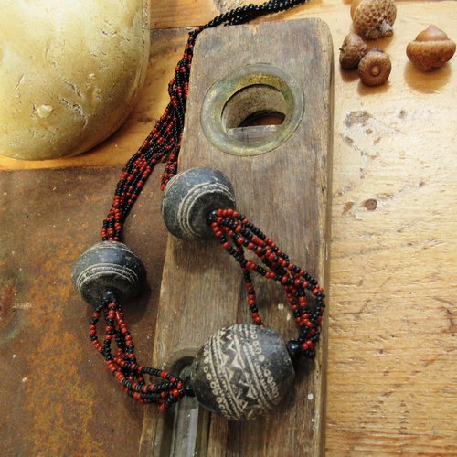 Rencontres africaines : un collier unisexe avec perles en ancienne céramique du mali ...!!!!!