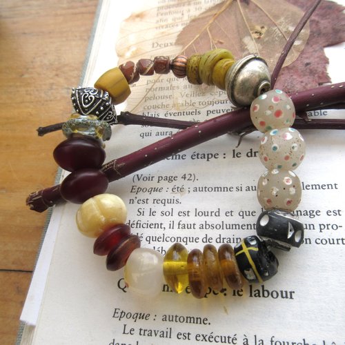Soleil clandestin : un superbe bracelet unisexe avec perles anciennes vénitiennes, perles verre hébron, agate ...