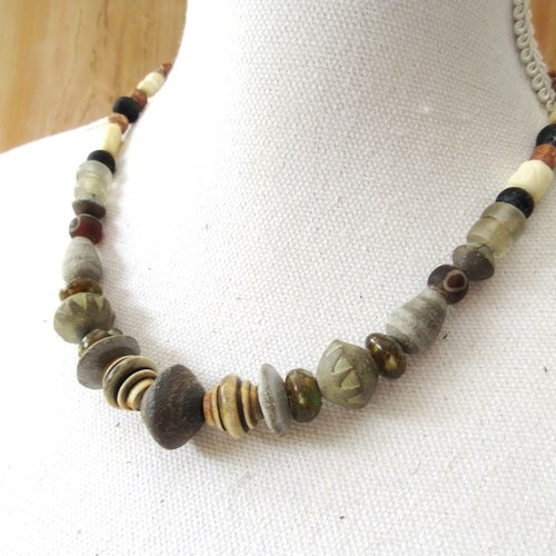 Vendu- au pays des savanes : un collier nomade et zen avec céramiques artisanales ...