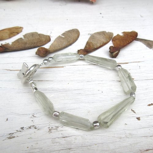 Vendu - poésie au quotidien  : un bracelet boho chic précieux et unisexe avec ces perles nuggets en améthyste verte !!!!!