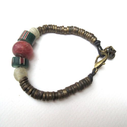 Des forces tumultueuses : un bracelet tribal avec cornaline du néolithique, anciennes perles islamiques en verre époque romane !!!!