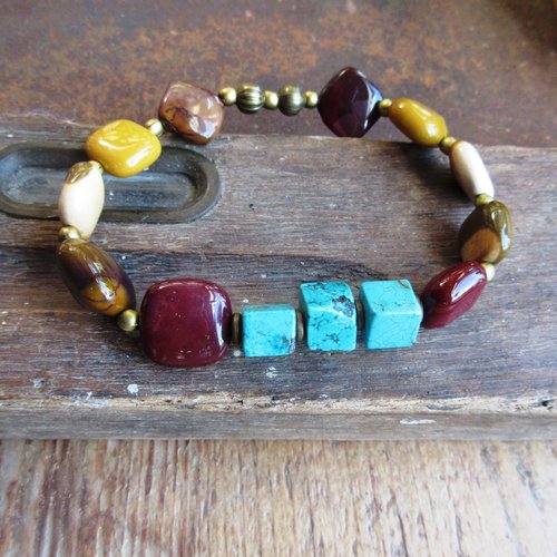 Le bracelet unisexe tribal de style amérindien avec perles cubes turquoise et perles en jaspe mokaïte ... : "temps sauvages"