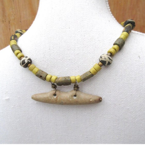 Collier Long EastOasis - Perles De Verre Et D'os Mélangées - Style Ethnique Africain - Vintage Fait Main