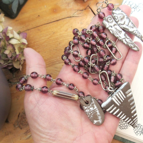 Une parure "industrielle" collier ; bracelet et boucles d'oreilles à petit prix pour les fêtes de st valentin, fête des mères.....