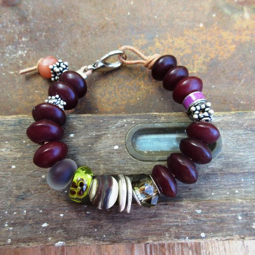 Douceurs mélancoliques !!!!! ... : un bracelet shabby chic avec perles style pandora, lampworks artisanales et perles en résine du mali
