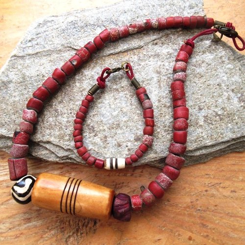 Au soleil d'afrique : parure tribale collier et bracelet de style africain avec perle de collection en os - bamoun - cameroun !!!