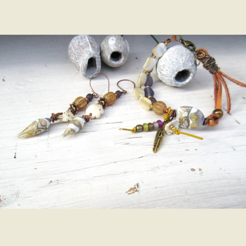 Une parure bracelet et boucles d'oreilles avec lampworks artisanales !!!!! : "doux accents de songe"