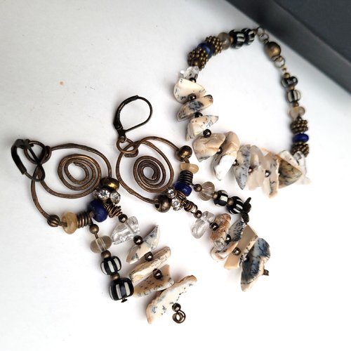 "chants nacrés" : une parure précieuse bracelet et boucles d'oreille  avec des opales dendritiques d'australie