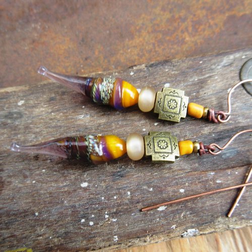 Vendu- boucles d'oreille zen, rustiques et tribes avec ces headpins lampworks artisanales  !!!!! : "ficelles du temps"