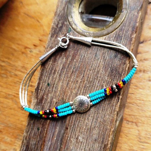 Un superbe et authentique bracelet unisexe zuni - amérindien , argent et perles turquoise, rouge .. pour le côté vintage ..