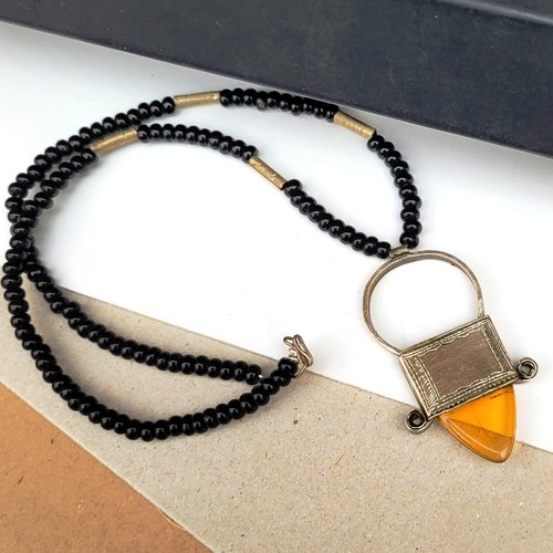 Ancien collier de l'artisanat touareg en argent local, .... pour dame ou monsieur : la classe !!!
