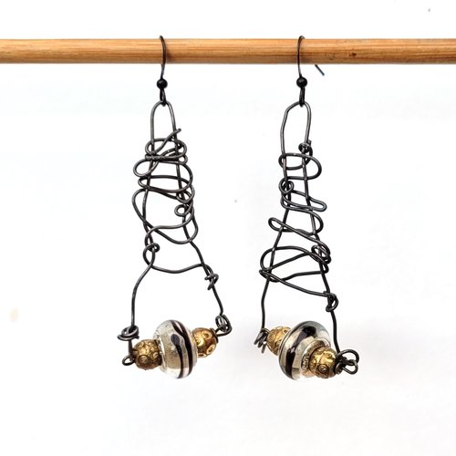 Des boucles d'oreille primitives tribales avec perles pandora en verre  et argent 925... : "en quête d'absolu "