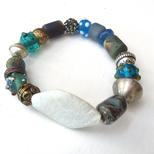 Bracelet nomade, tribal et citadin chic avec coquille fossilisée du mali !!! : "connaissance intemporelle"