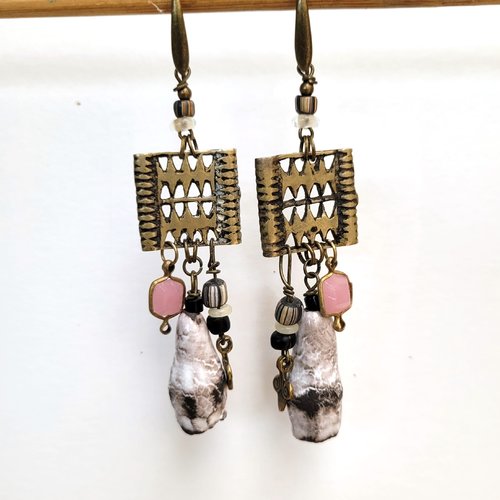 Des boucles d'oreille tribales avec breloque akha thai hill tribe bronze  ... : "brise du matin"