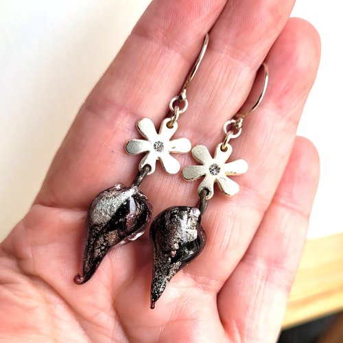 Des boucles d'oreille baroques avec perles artisanales lampwork verre headpins ..: "les elfes d'argent"