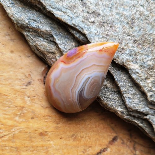 Remarquable cabochon en laguna agate de mexico  : pierre de designer ,  33 x 19 x 6 mm pour la confection de bijoux