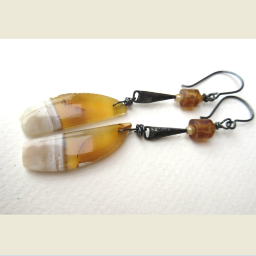 Superbes boucles d 'oreille chics; rustiques et nomades avec cabochon montana agate !!! : "extase du temps"