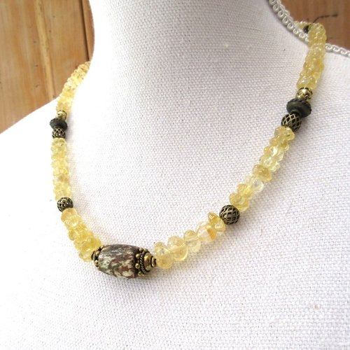 Un collier tribal; voire romantique avec ces merveilleuses perles citrine melon !!!!! : "de mélodieux ramages"