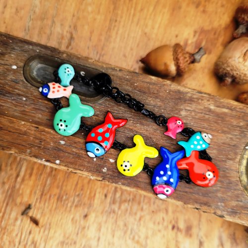 Un bracelet vintage lol avec breloques poissons en émail, pour l'arrière saison  ... : "les poissons de novembre"