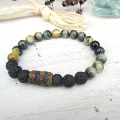 Un bracelet boho chic rustique avec perles en pietersite bleue d'afrique : "l'essences des choses !!!!"
