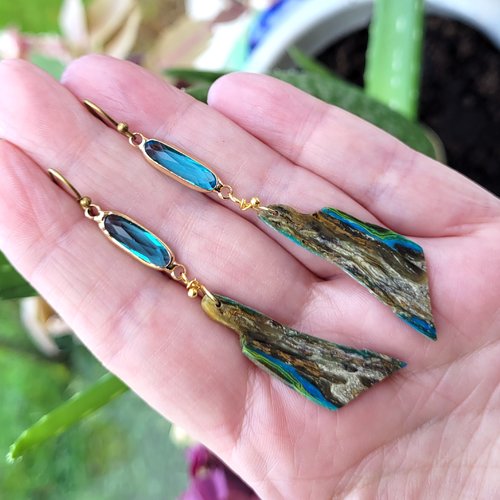 Boucles d'oreille romantiques à souhaits avec pépites opale bleue péruvienne: "cris d'amour"  ..