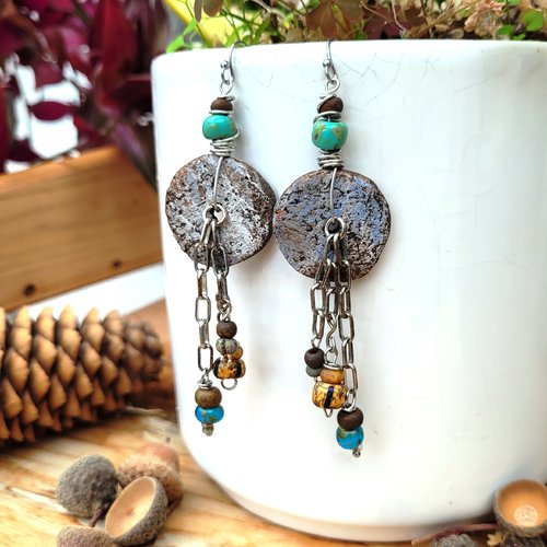 Boucles d'oreille amérindiennes avec disques en céramique artisanale ... : "de coquines confidences"
