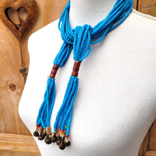 Un admirable et antique collier ethnique fulani peul pour le côté vintage  : "contrastes de vie"