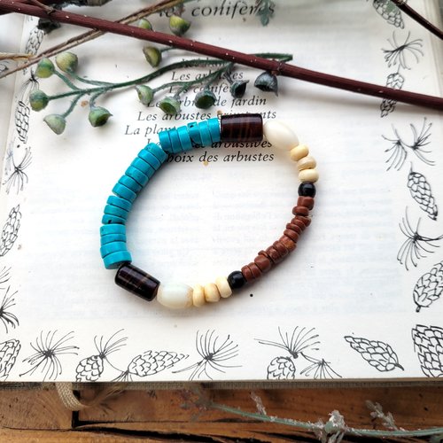 L'instant turquoise .... : un bracelet boho chic rustique avec perles rares en verre coquilles du mali