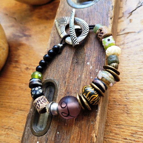 Un bracelet boho chic citadin avec ravissantes perles en verre .... : "le champ des possibles"