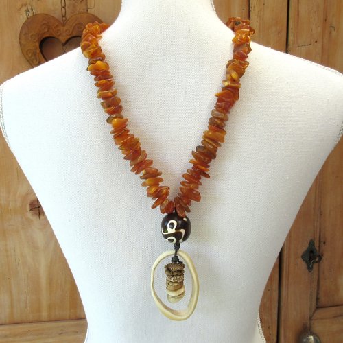 Senteurs de sève & de marée !!!!! : un collier unisexe,  imposant en ambre véritable et anciens coquillages de mauritanie  !!!