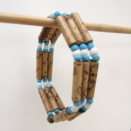 Vendu ....un prix sympathique pour ce bracelet chic unisexe amérindien avec perles en bois ....