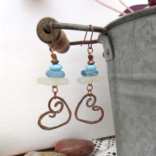 Vendu- une rare douceur !!!! : boucles d'oreille pour les amoureux avec galet verre de russie