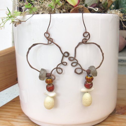 Vendu - ritournelles du matin : créoles en cuivre patine antique pour ces boucles d'oreille !!!