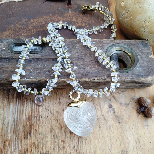 Une parure collier et bracelet avec perles en cristal de roche , coeur vintage - agatha paris- : "mystérieux soupirs"...!!!!!