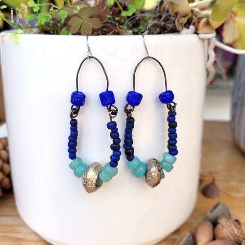 Des boucles d'oreille à l'allure bohémian de style créole  pour "arpents de brume" ....